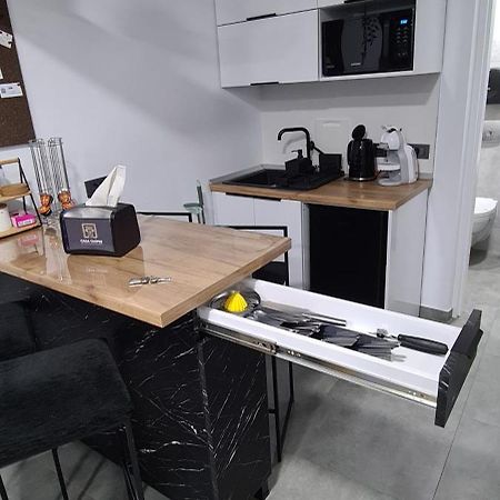 Casa Chiper - Apartament Etaj 1 Брашов Экстерьер фото