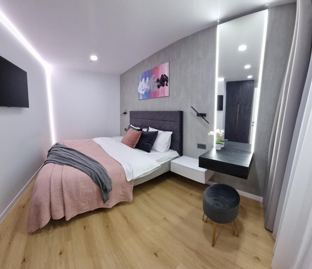 Casa Chiper - Apartament Etaj 1 Брашов Экстерьер фото