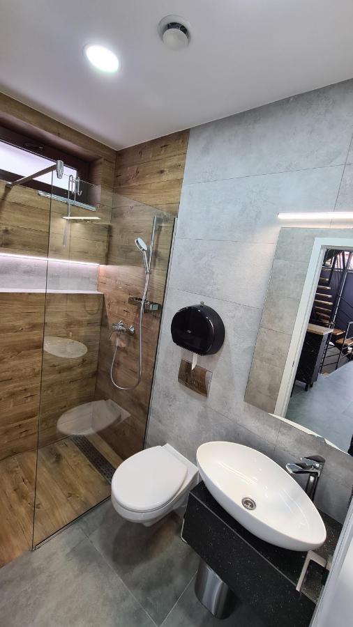 Casa Chiper - Apartament Etaj 1 Брашов Экстерьер фото